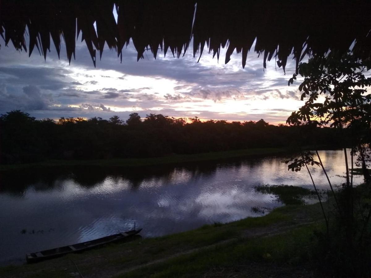 Casa Kukama Lodge Ікітос Екстер'єр фото